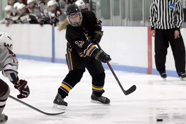 Wildcats rebound for 1-1 tie with St. Thomas