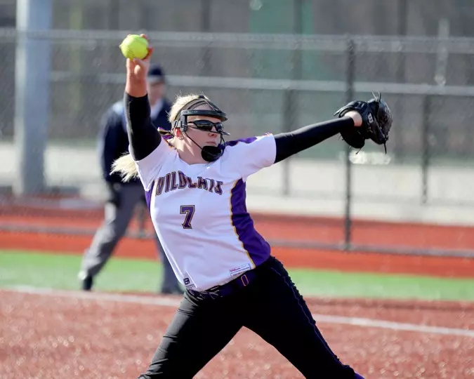 Flugstad, Lindenfelser lead Wildcats to two victories on opening day