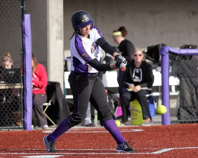 Softball improves to 4-0 with wins against Buena Vista and Luther
