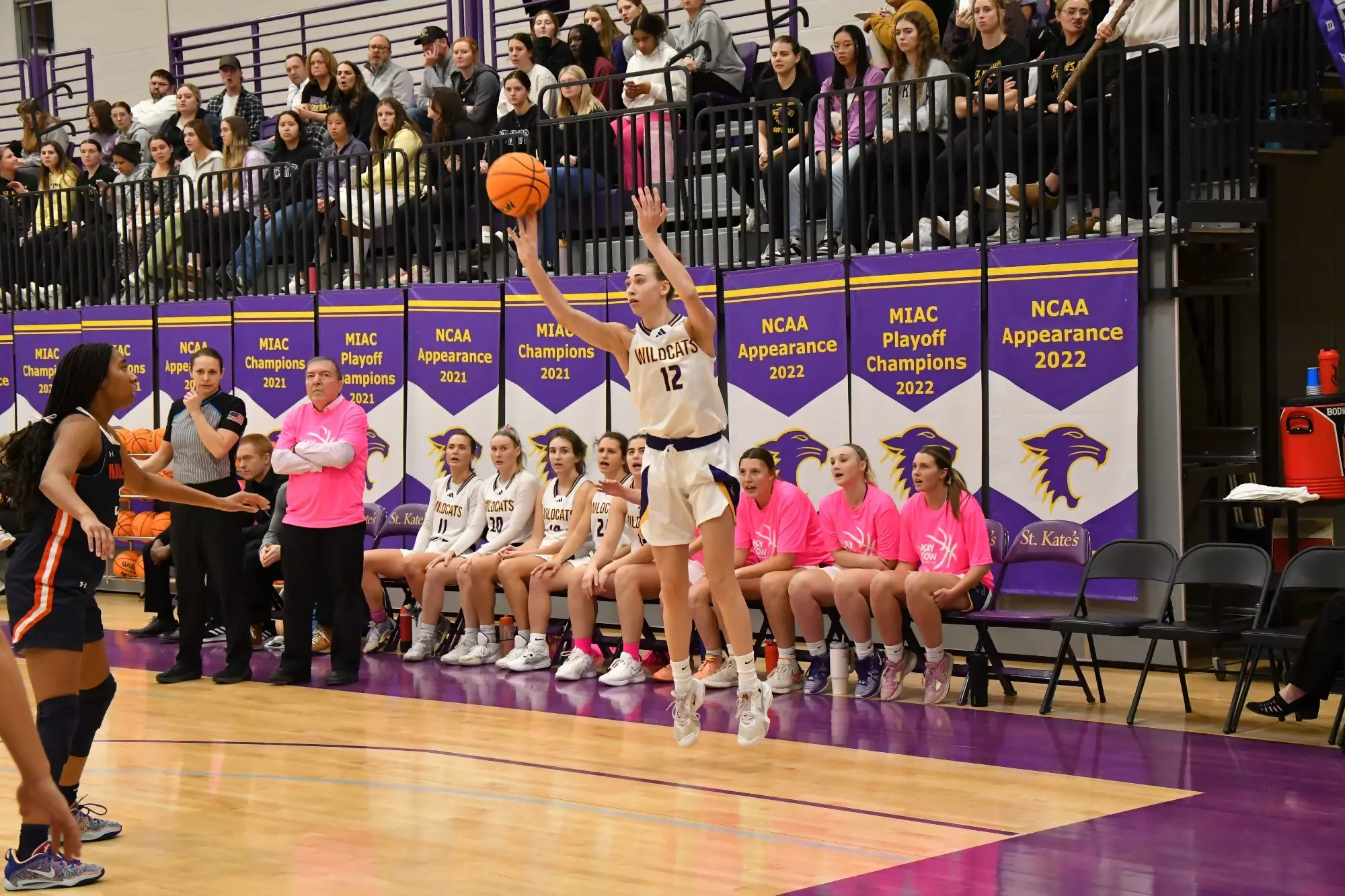Emme Golembiewski shooting threepointer