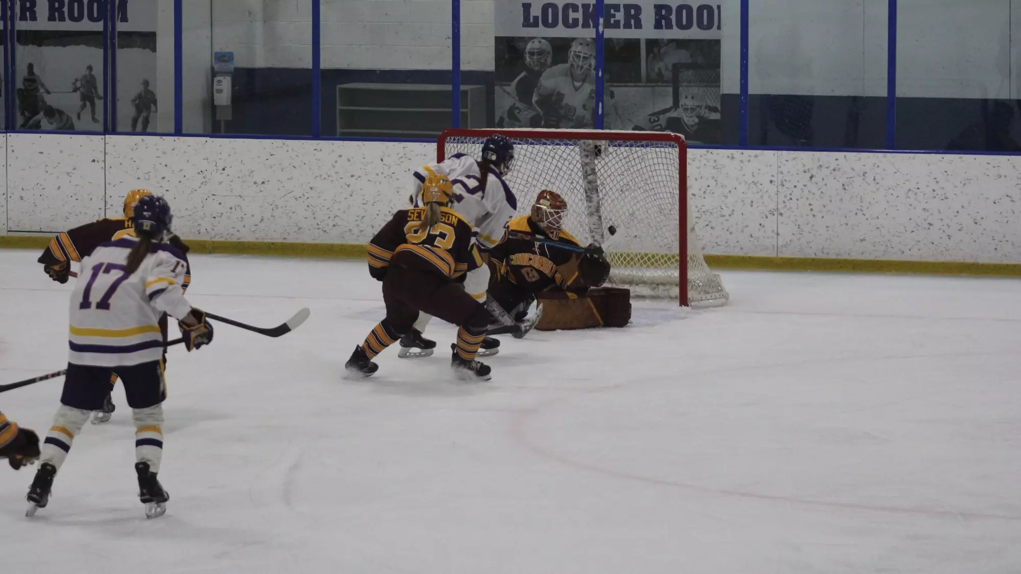 Madi Schwengler scoring